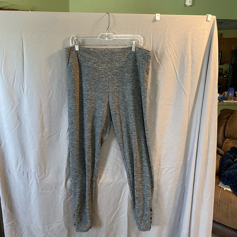 No Boundaries Gray Marled Leggings